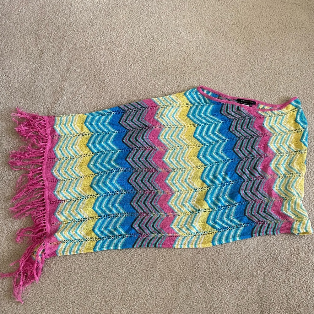 BCBG max Azria poncho